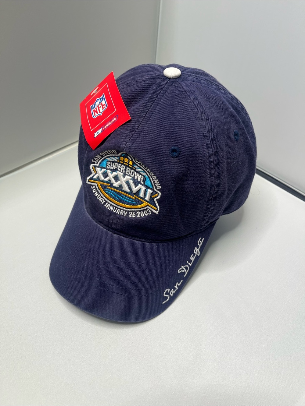 NWT Reebok NFL Super Bowl XXXVII Raiders Buccaneers Adjustable Hat Cap Adult OS